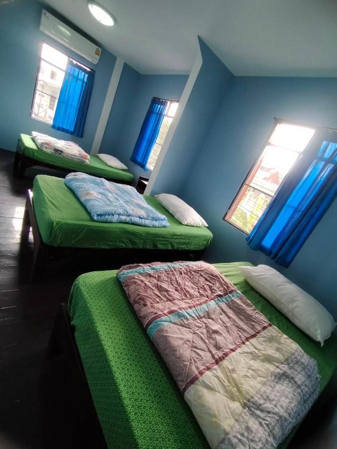 Home Stay At Tapae Чиангмай Екстериор снимка
