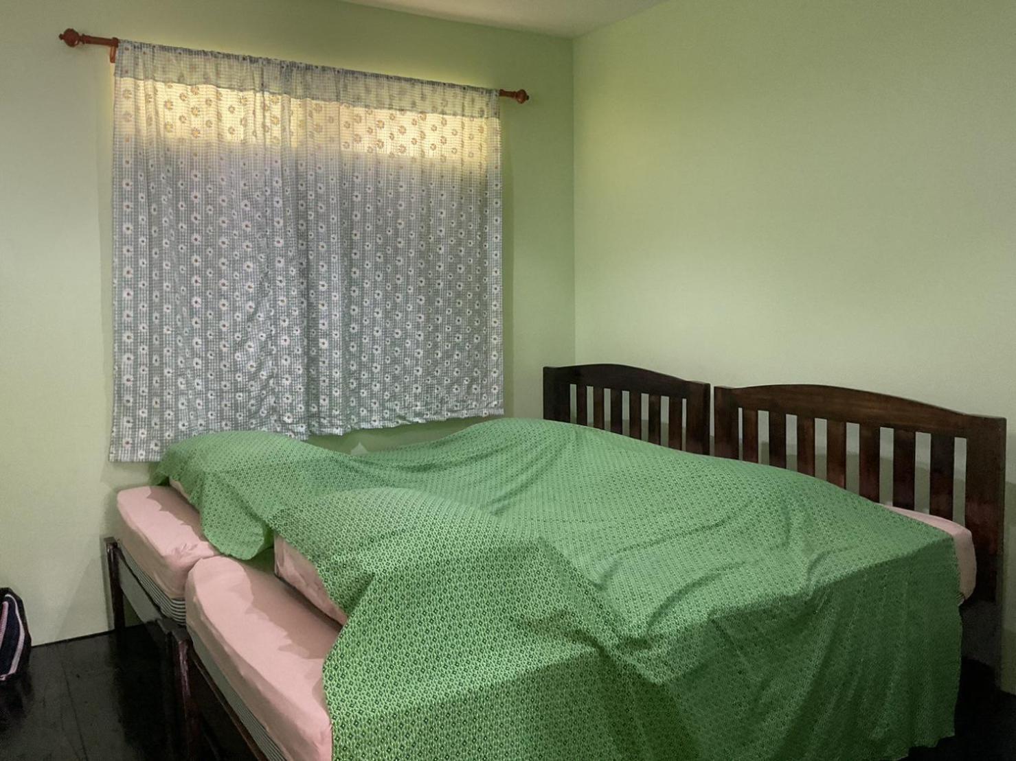 Home Stay At Tapae Чиангмай Екстериор снимка