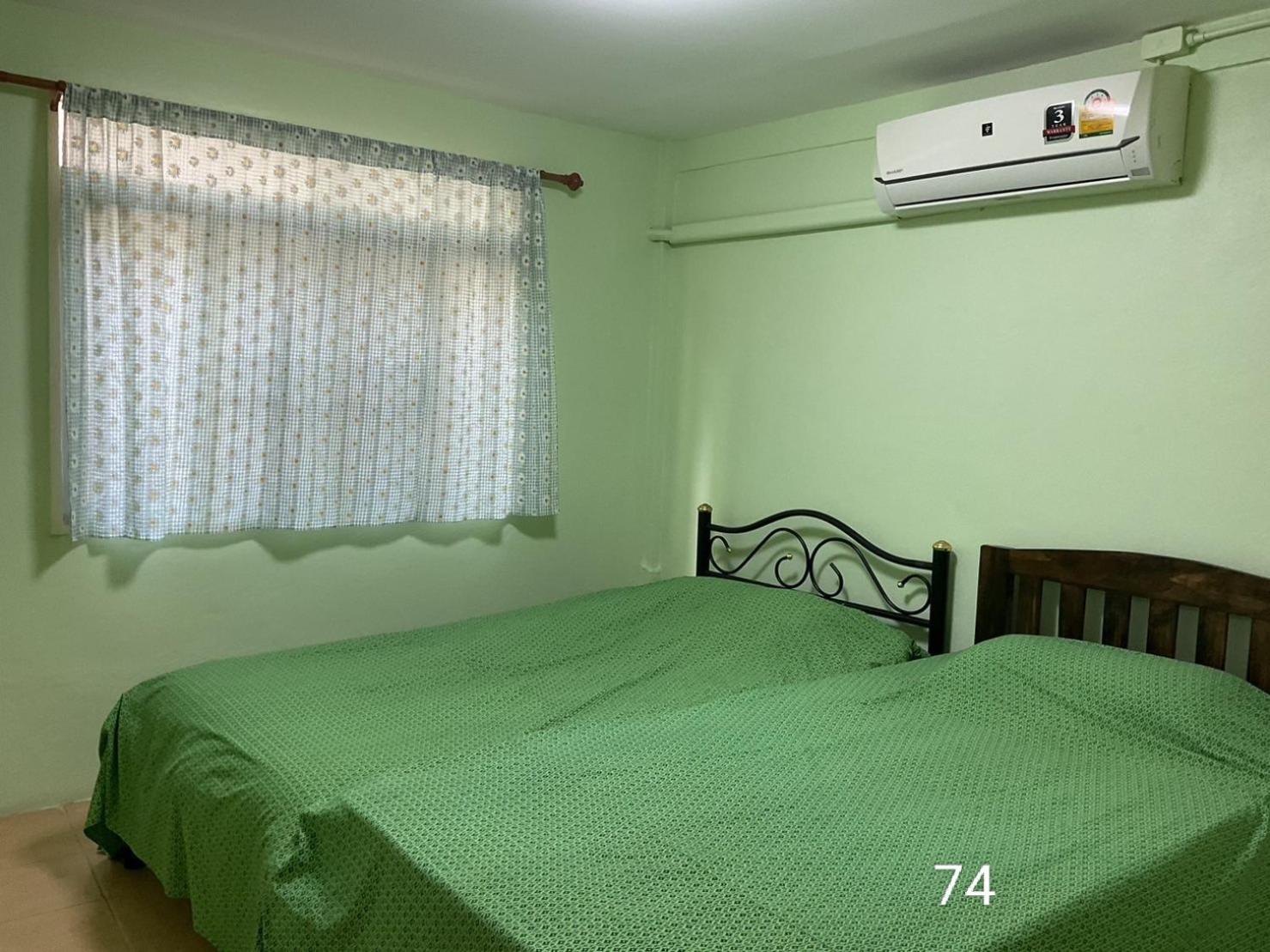 Home Stay At Tapae Чиангмай Екстериор снимка