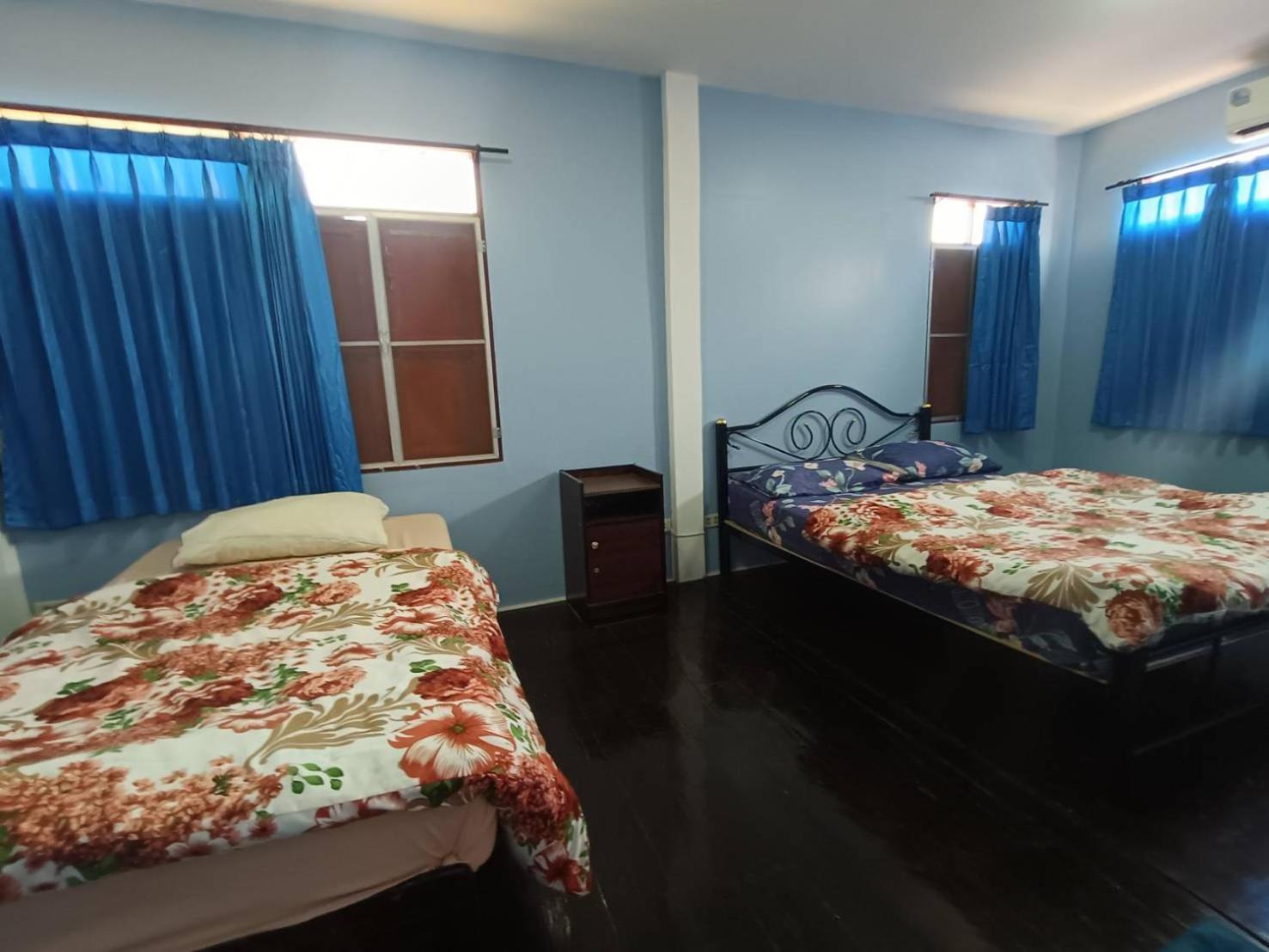 Home Stay At Tapae Чиангмай Екстериор снимка